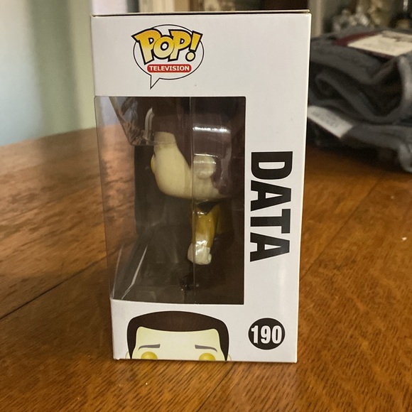 Pop Data - Picture 2 of 4